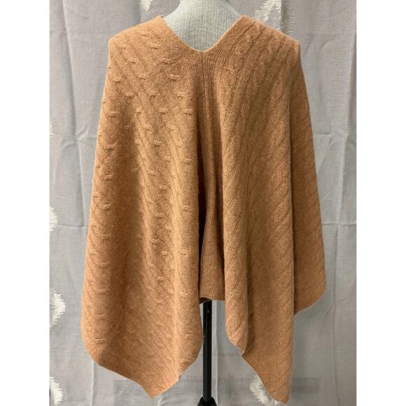 Claudia Nichole 100% Cashmere Cable Knit Poncho Wrap Topper Camel Tan One Size - Picture 4 of 7